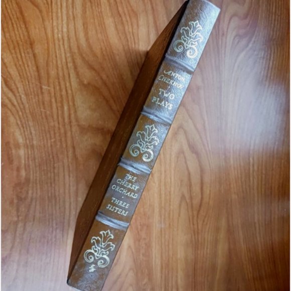 Two Plays of Anton Chekhov: The Cherry Orchard / Three Sisters, Collector's... - Picture 3 of 9